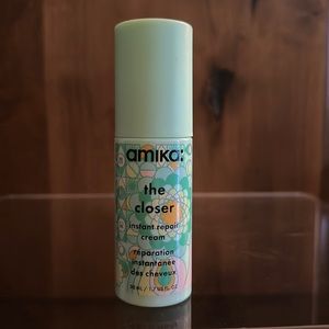 Amika the closer instant repair cream